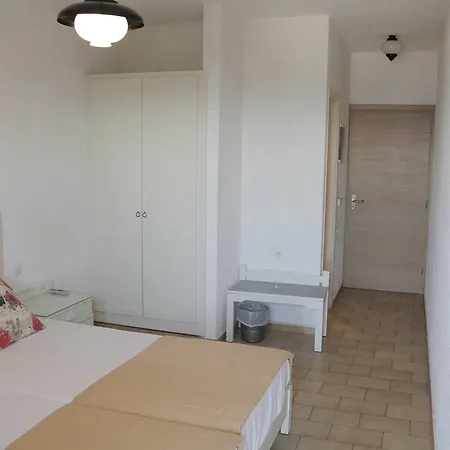 Dimitra Hotel 2*
