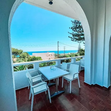 Dimitra Hotel 2*