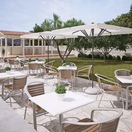 Dimitra Hotel